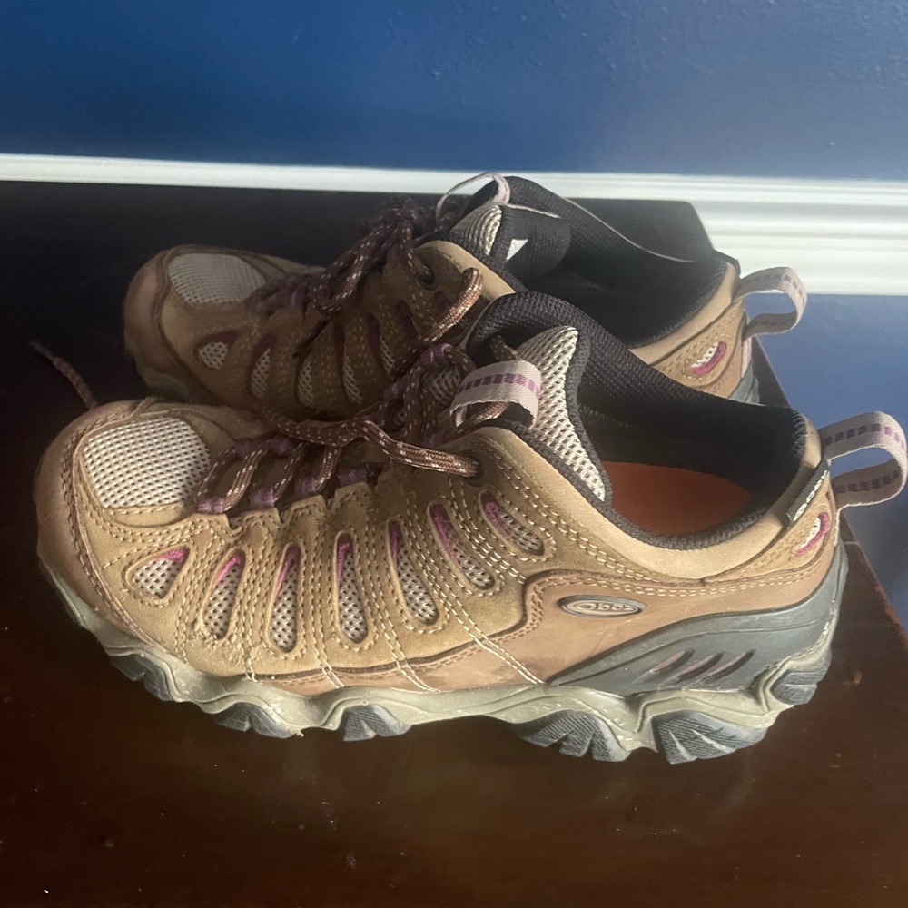 Merrell barely worn Eeuc! Brown and Purple Hiking Shoes 8.5 women’s